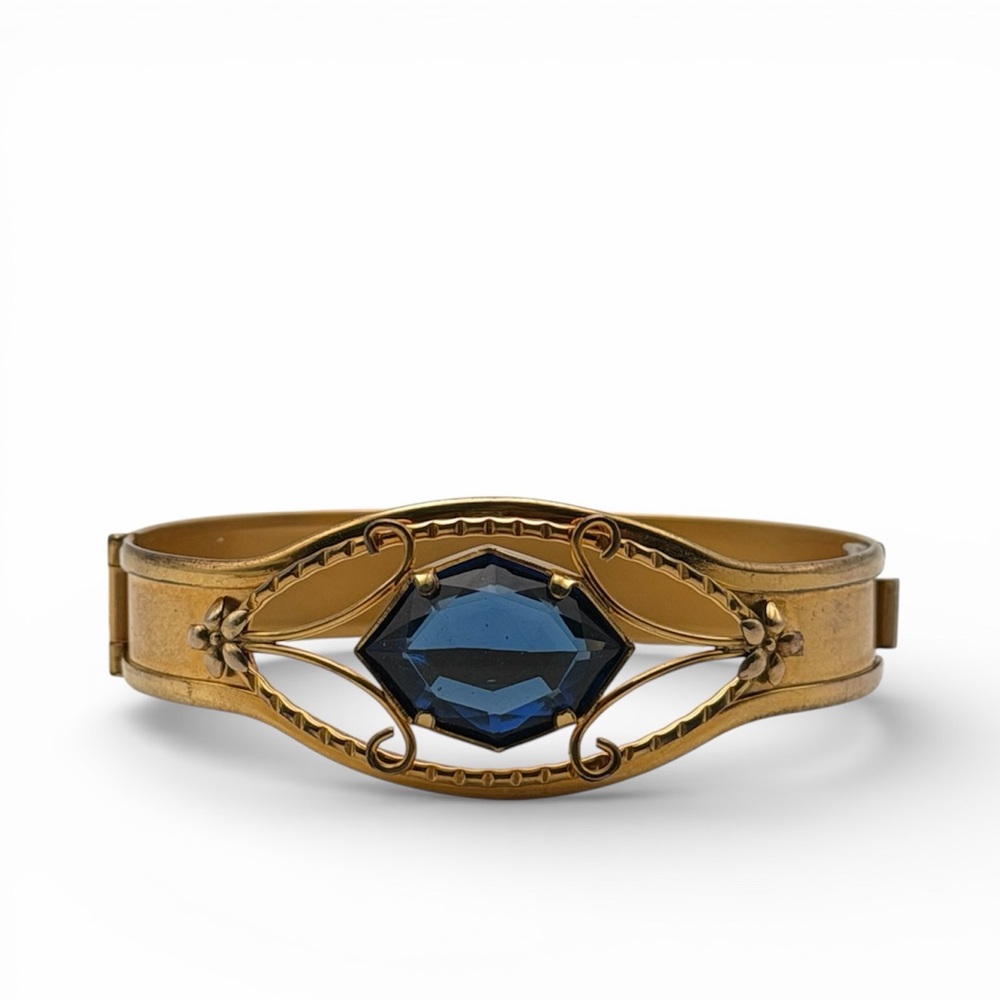 VINTAGE GOLD TONE STATEMENT BANGLE – FACETED BLUE STONE